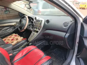 Pontiac Vibe 2010 Silver