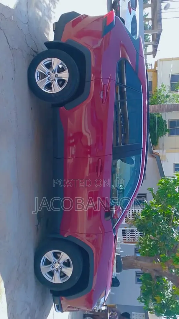 Toyota RAV4 2023 Red