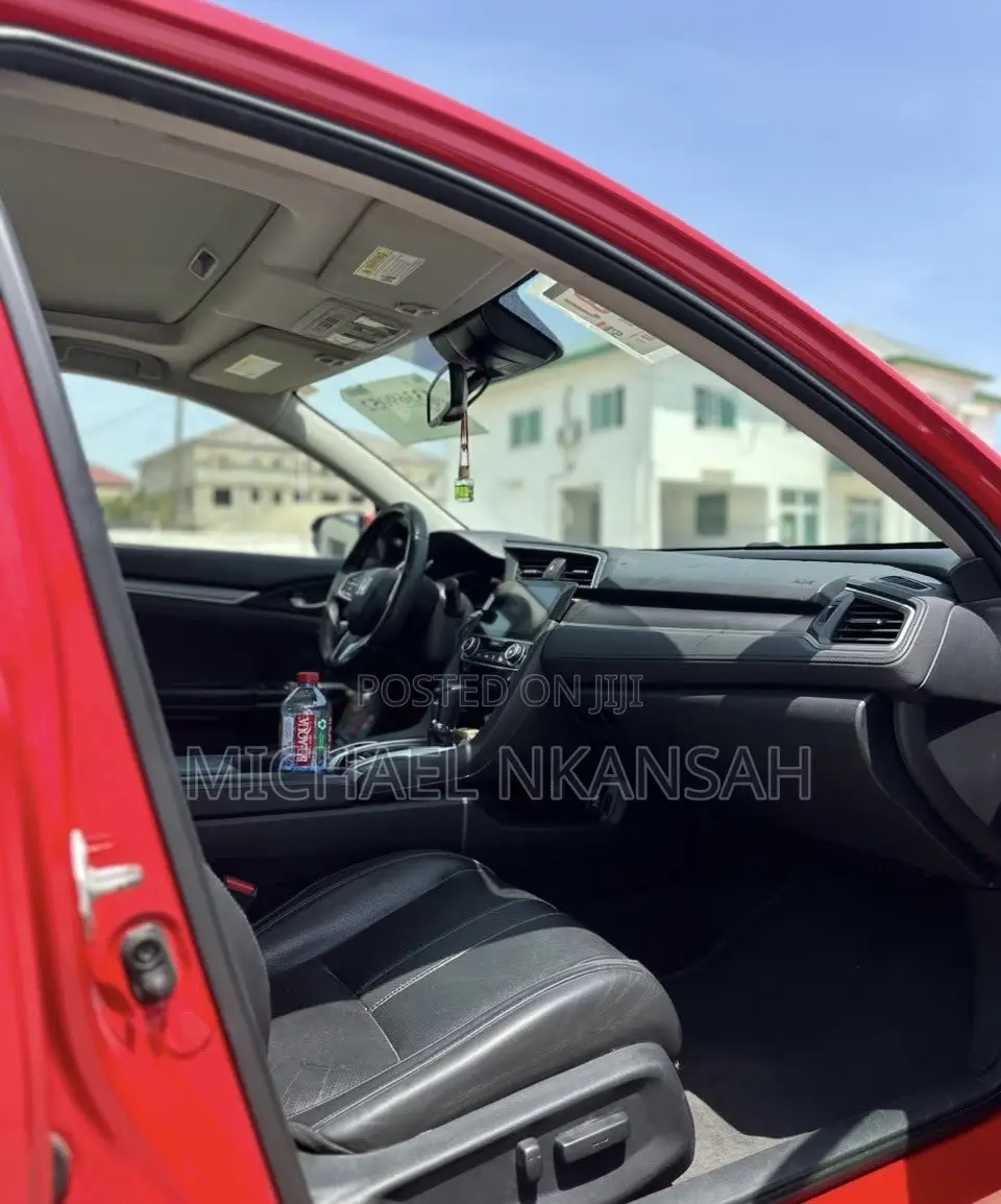 Honda Civic Touring 2dr Coupe (1.5L 4cyl) 2017 Red