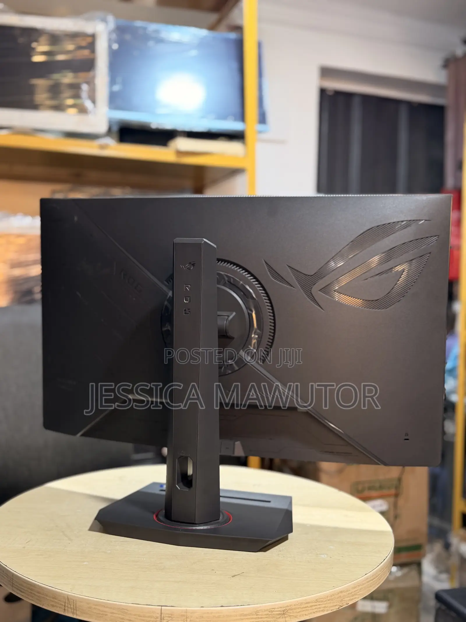 Rog Xg32wcs