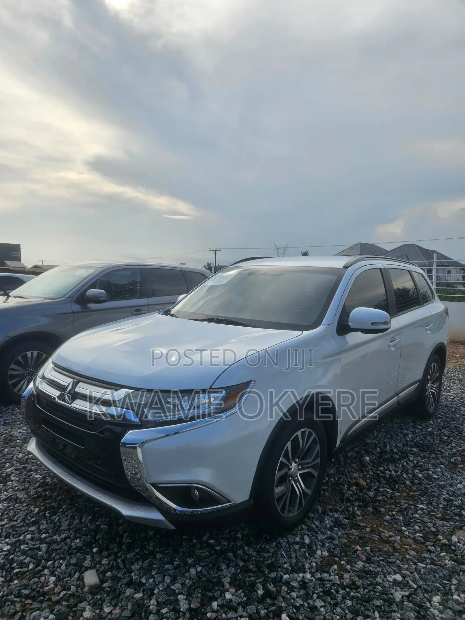 Mitsubishi Outlander SEL FWD 2016 White