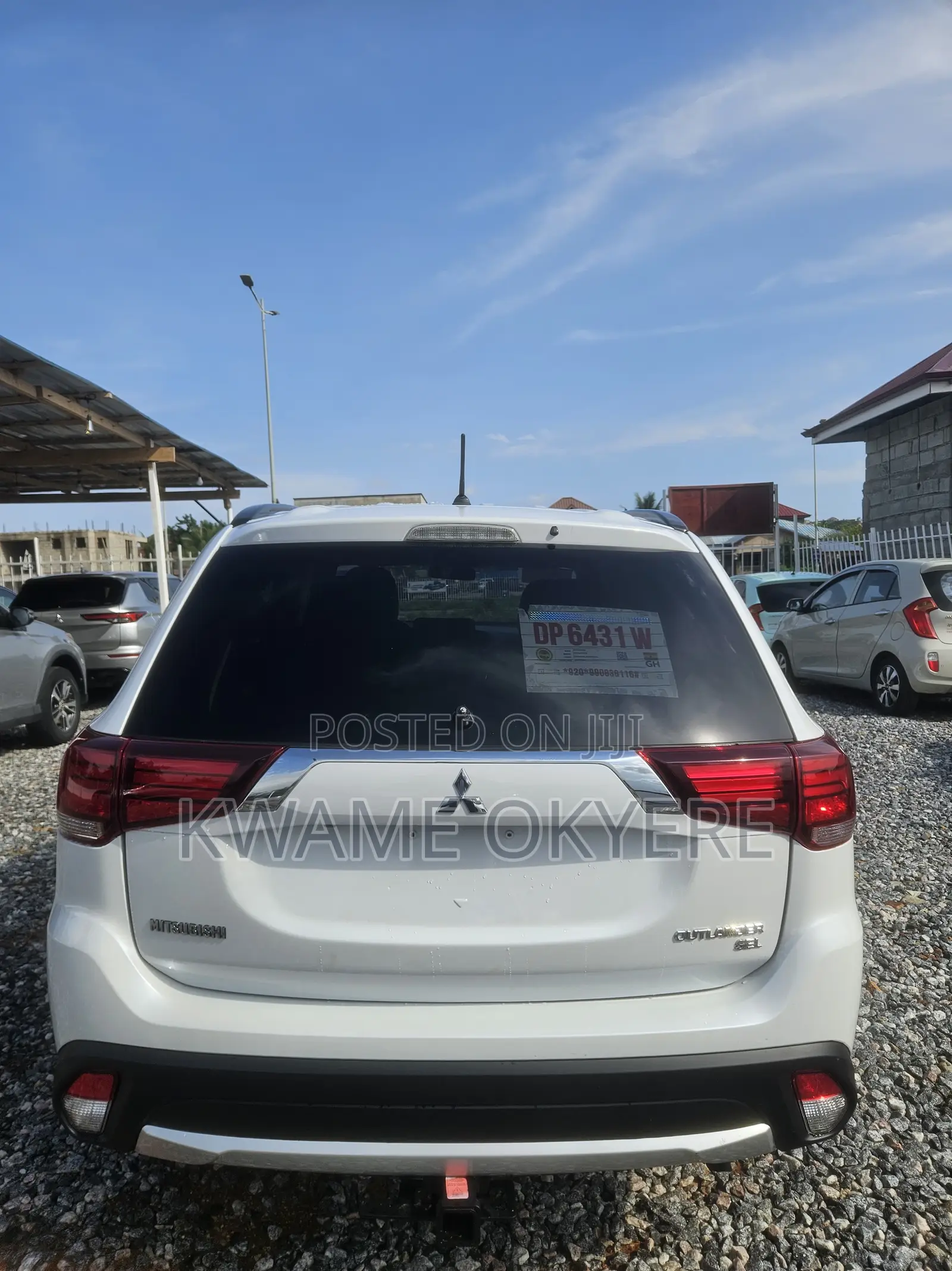 Mitsubishi Outlander SEL FWD 2016 White