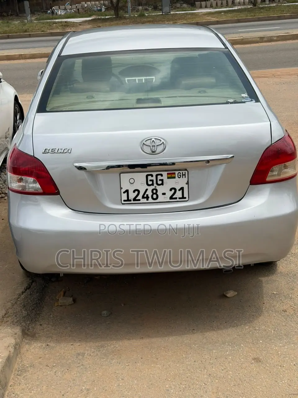 Toyota Belta 2010 Silver