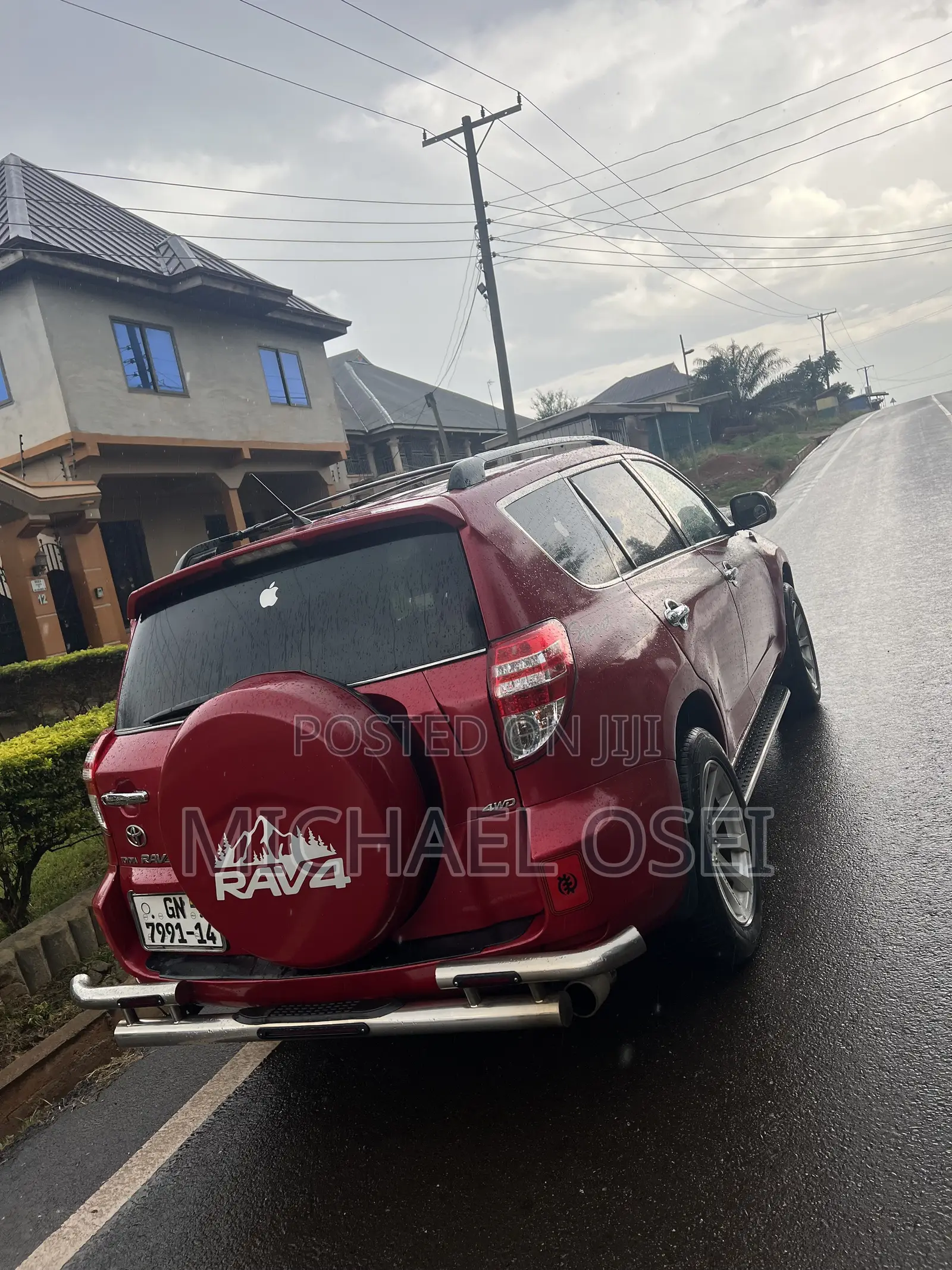 Toyota RAV4 2010 Red