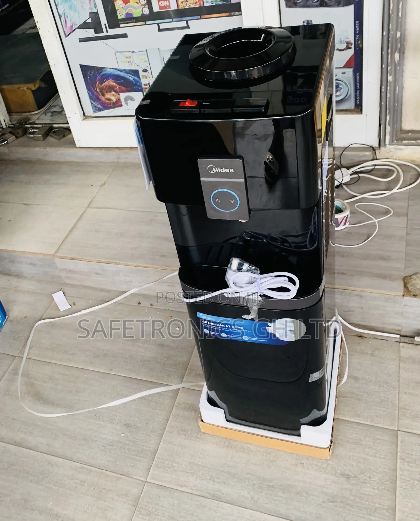Grab Perfect Midea (Black) 30 Liters Electric Water Dispenser