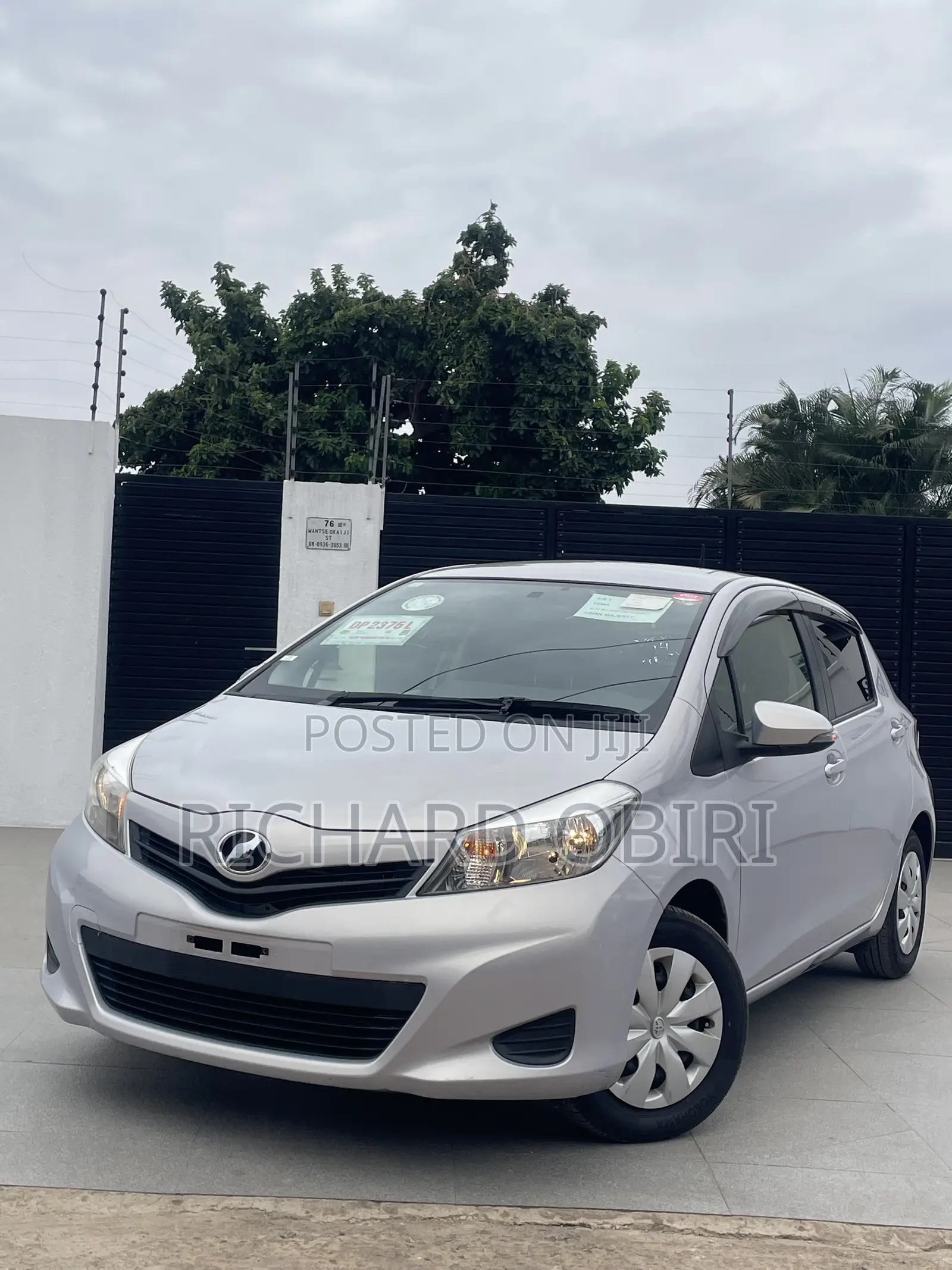 Toyota Vitz 1.3 FWD 3dr 2014 Purple