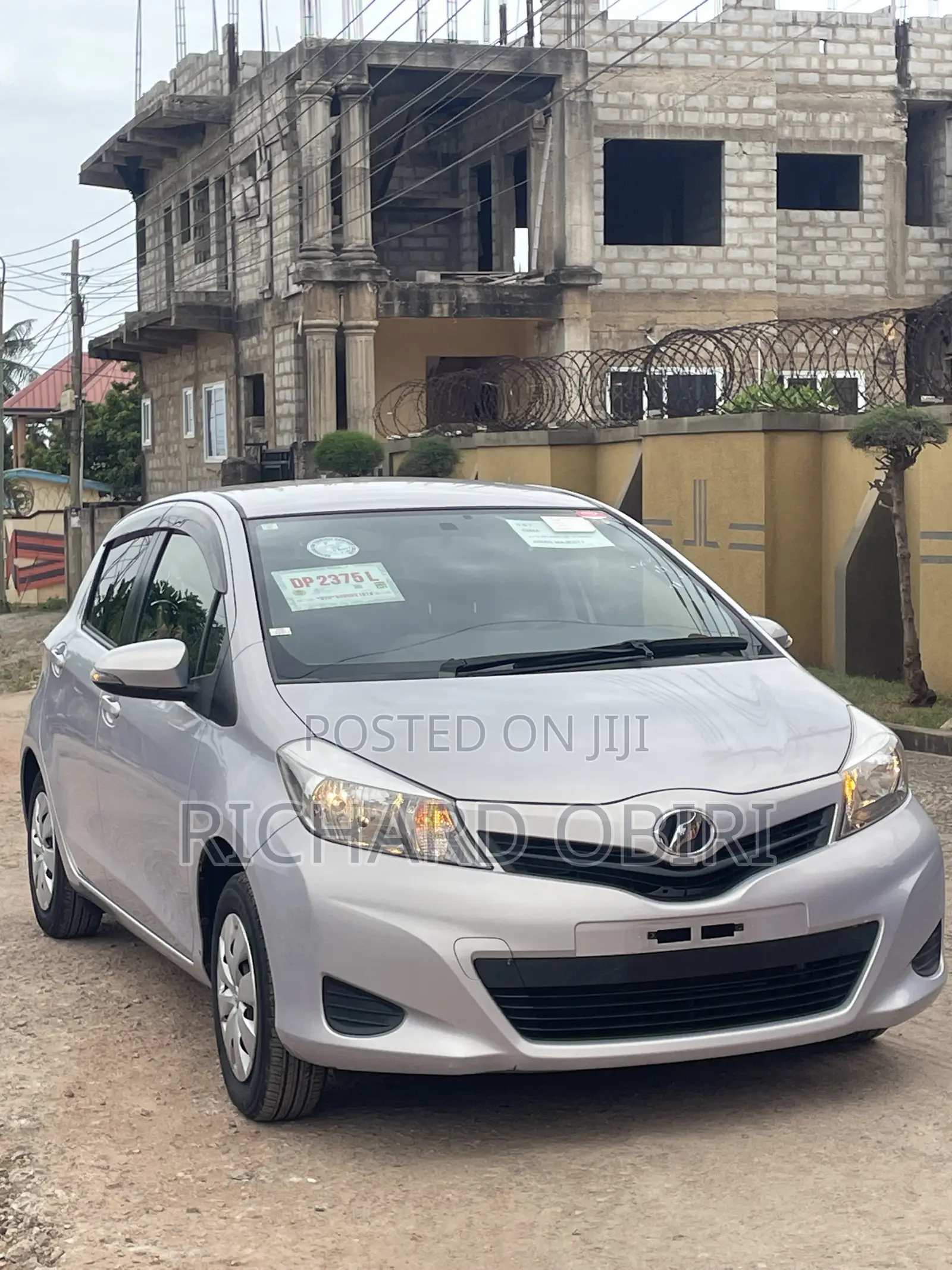 Toyota Vitz 1.3 FWD 3dr 2014 Purple