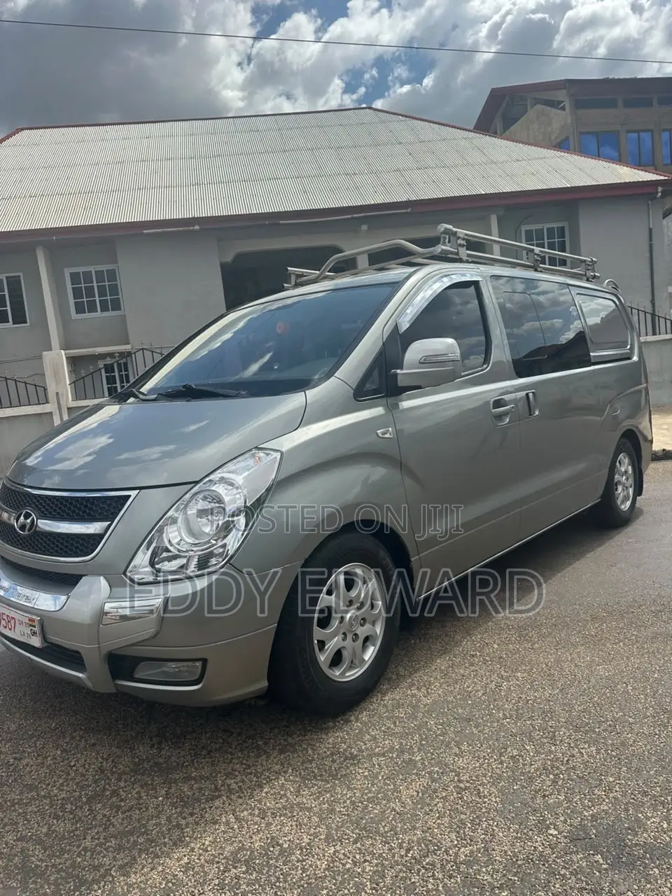 Hyundai H300 2013 Silver