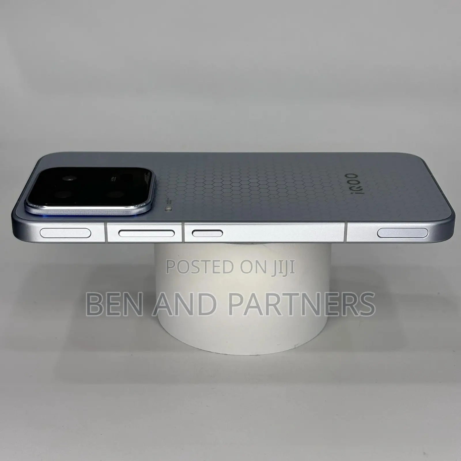 New iQOO 15 512 GB Blue