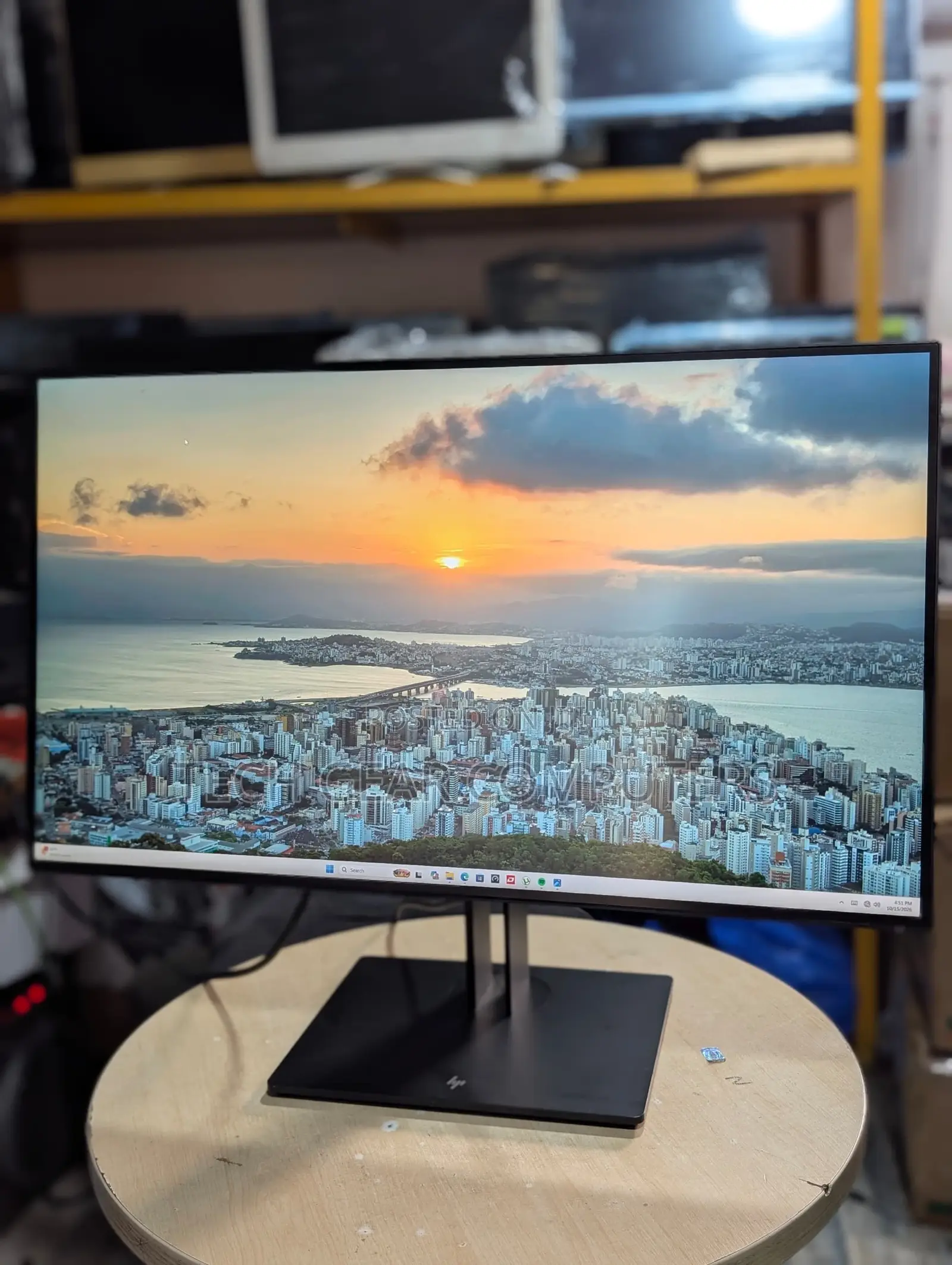 HP Z32 31.5 Inch 4k Uhd 3840 X 2160 Ips Led Backlit