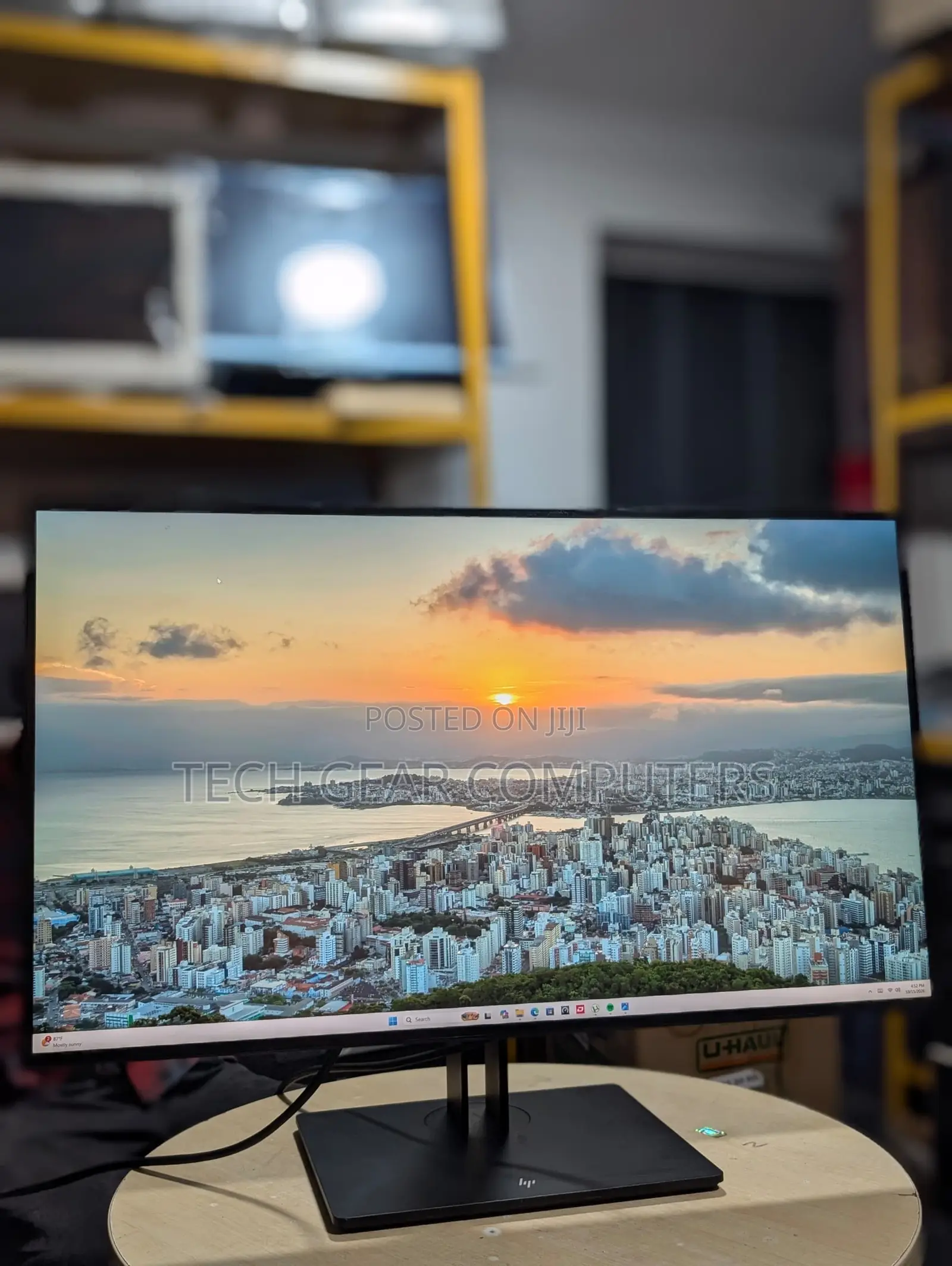 HP Z32 31.5 Inch 4k Uhd 3840 X 2160 Ips Led Backlit