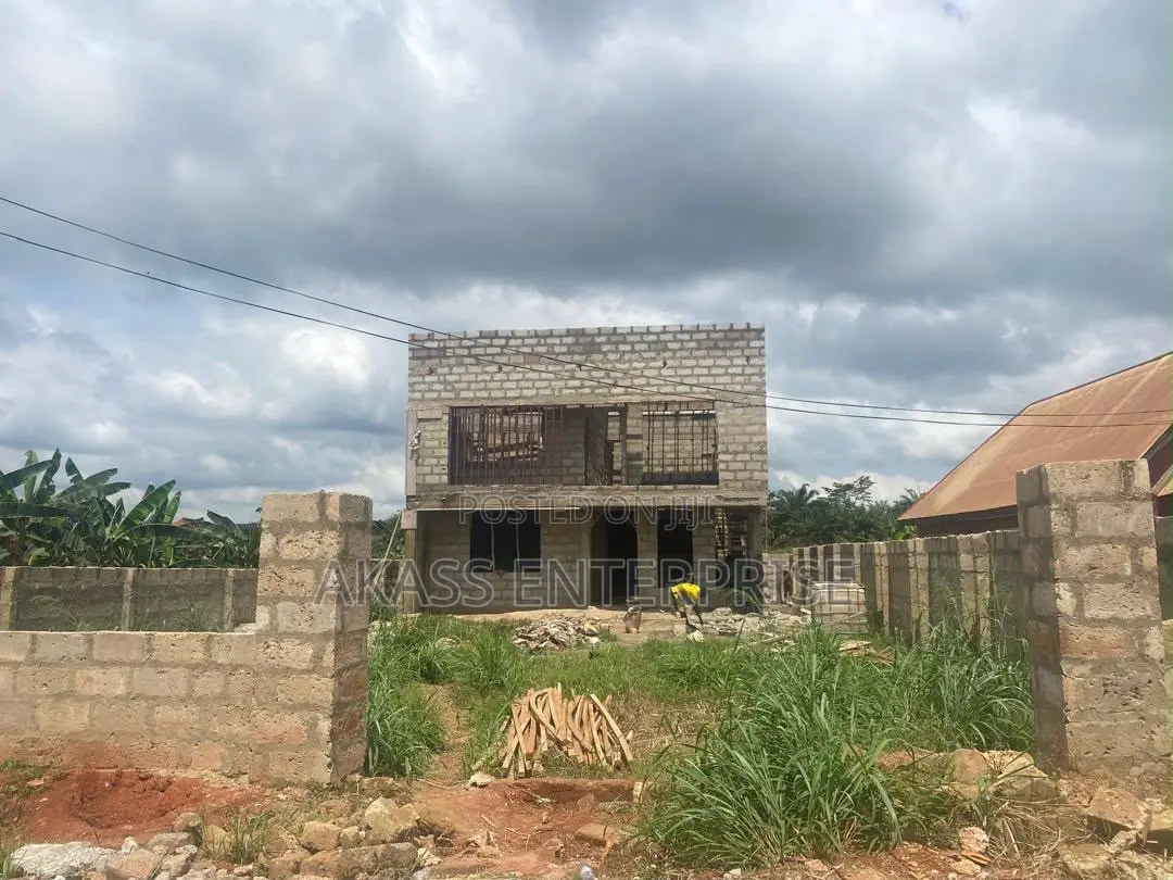 4bdrm Duplex in Atiwma Foase, Atwima Kwanwoma for sale