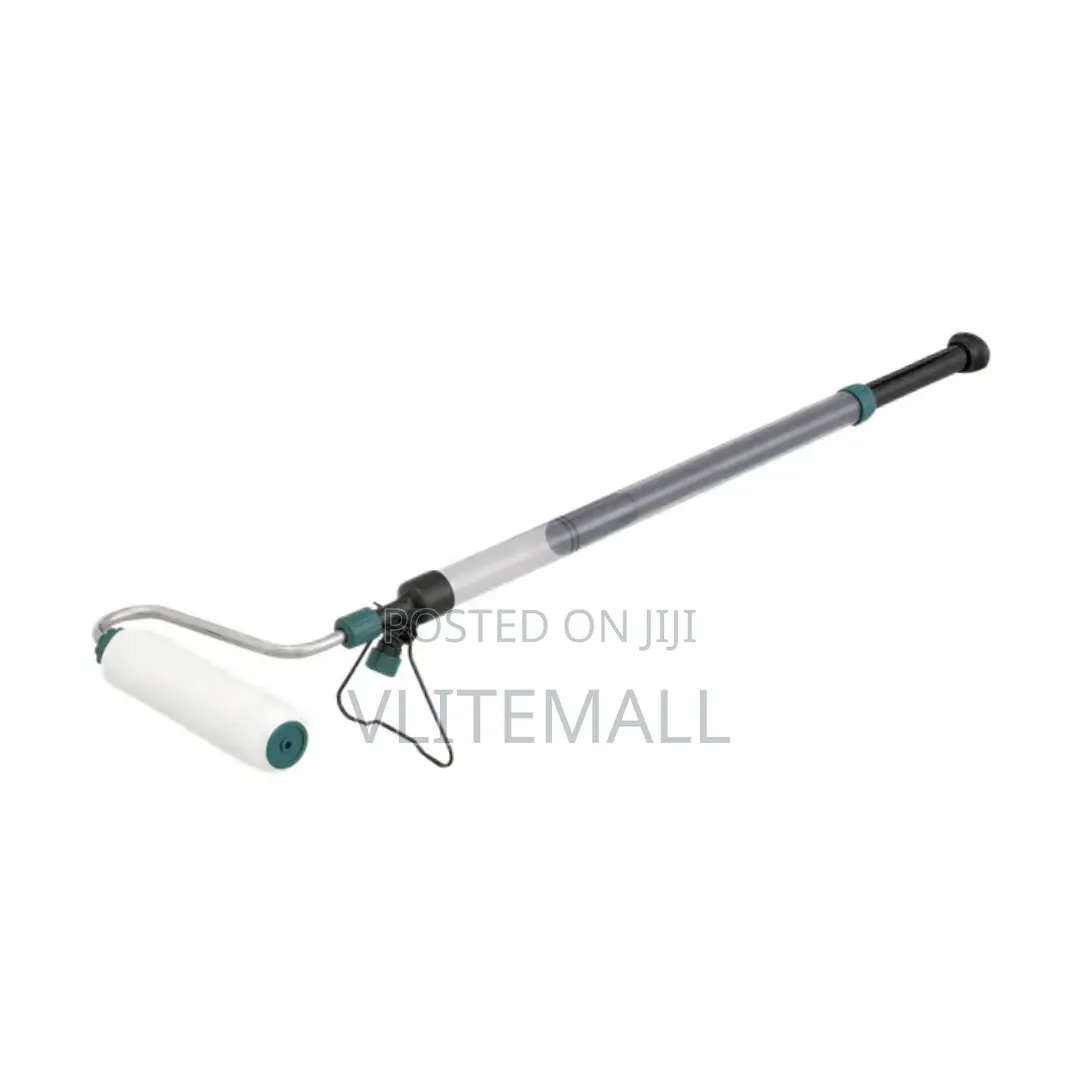 Self-Priming Paint Roller With a Built-in Reservoir