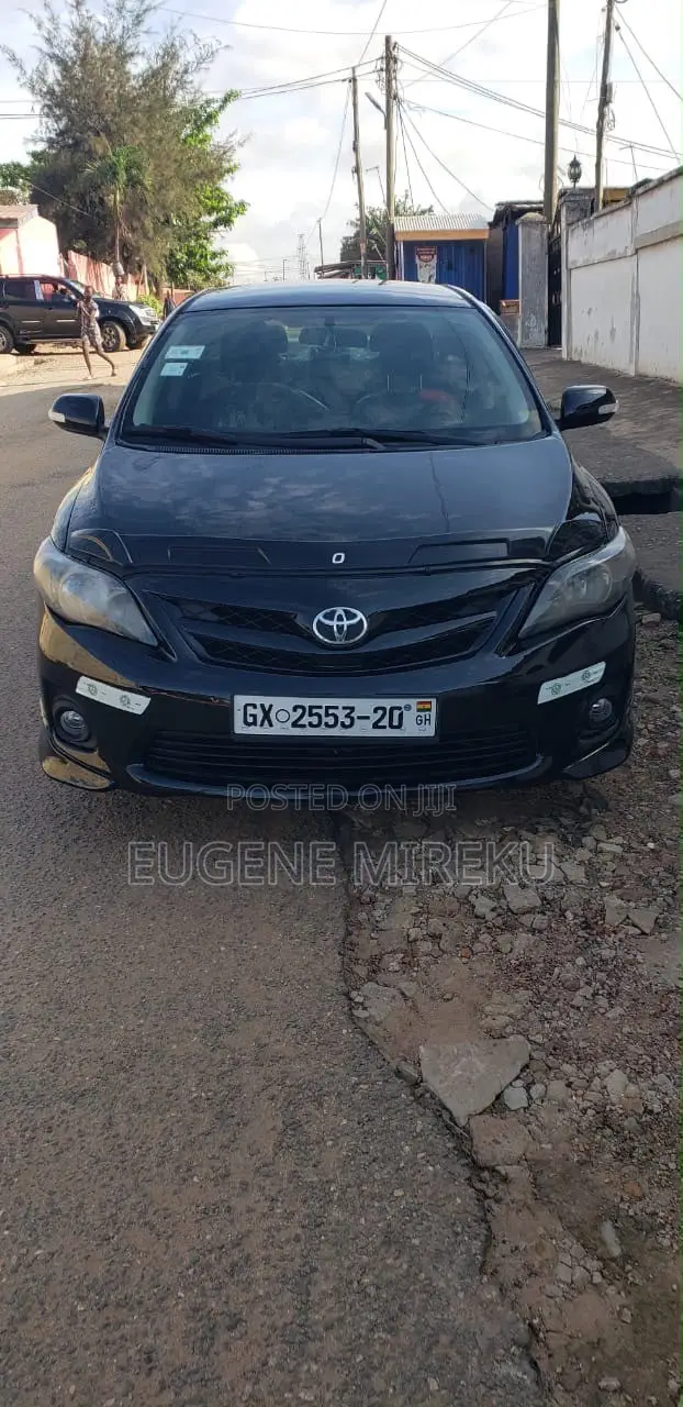 Toyota Corolla 2013 Black