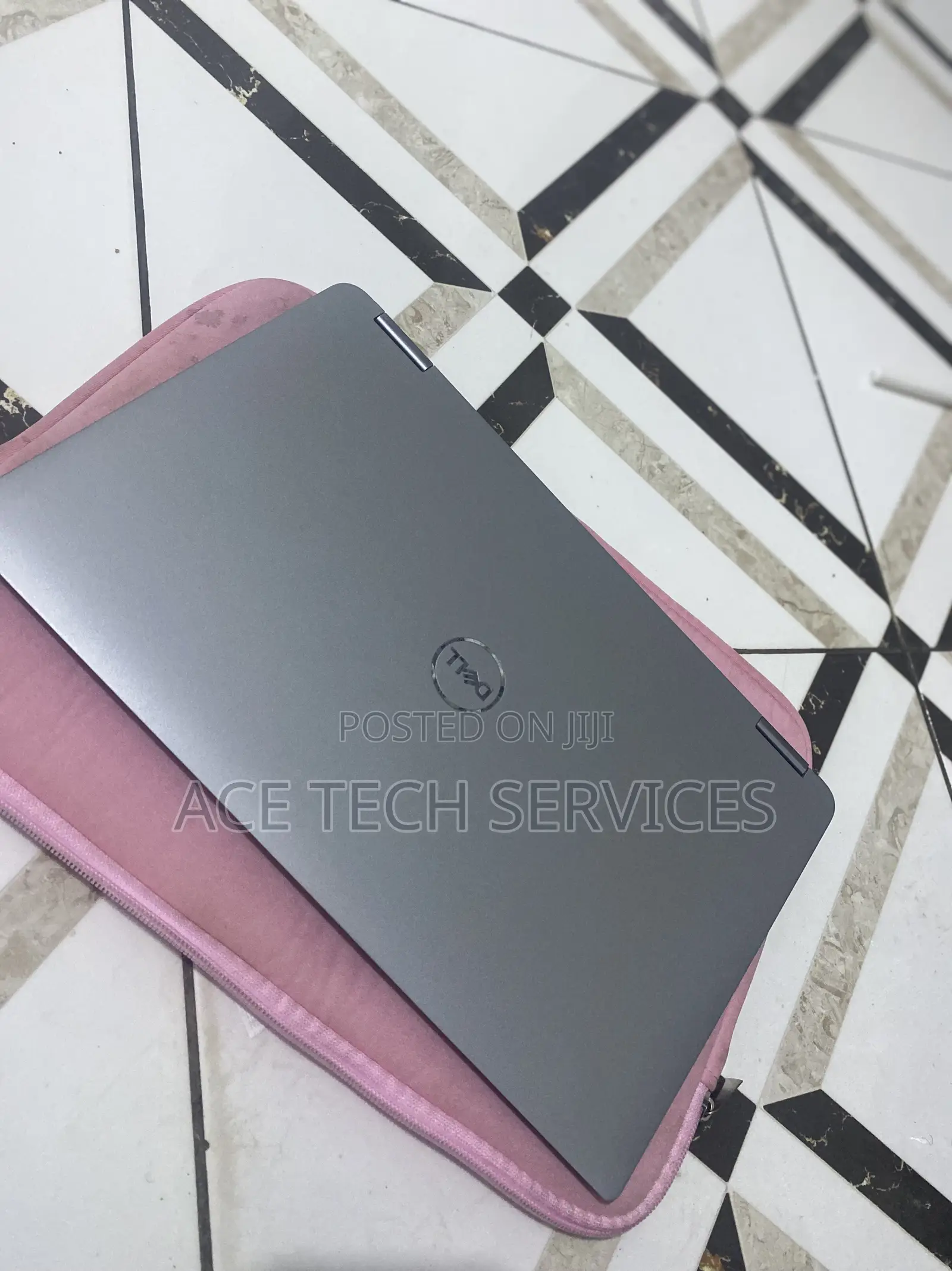 Laptop Dell Latitude 7400 8GB Intel Core i5 SSD 512GB