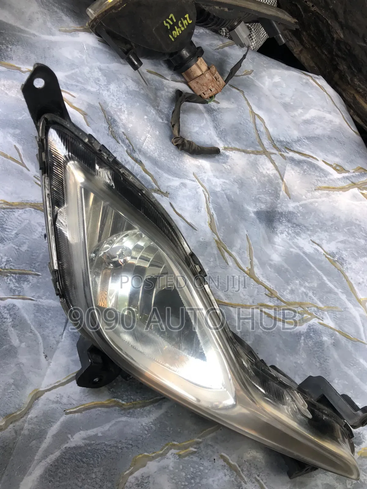 Hyundai Elantra GT 2013 2014, 2015, 2016, 2017 FogLight – Foreign Used