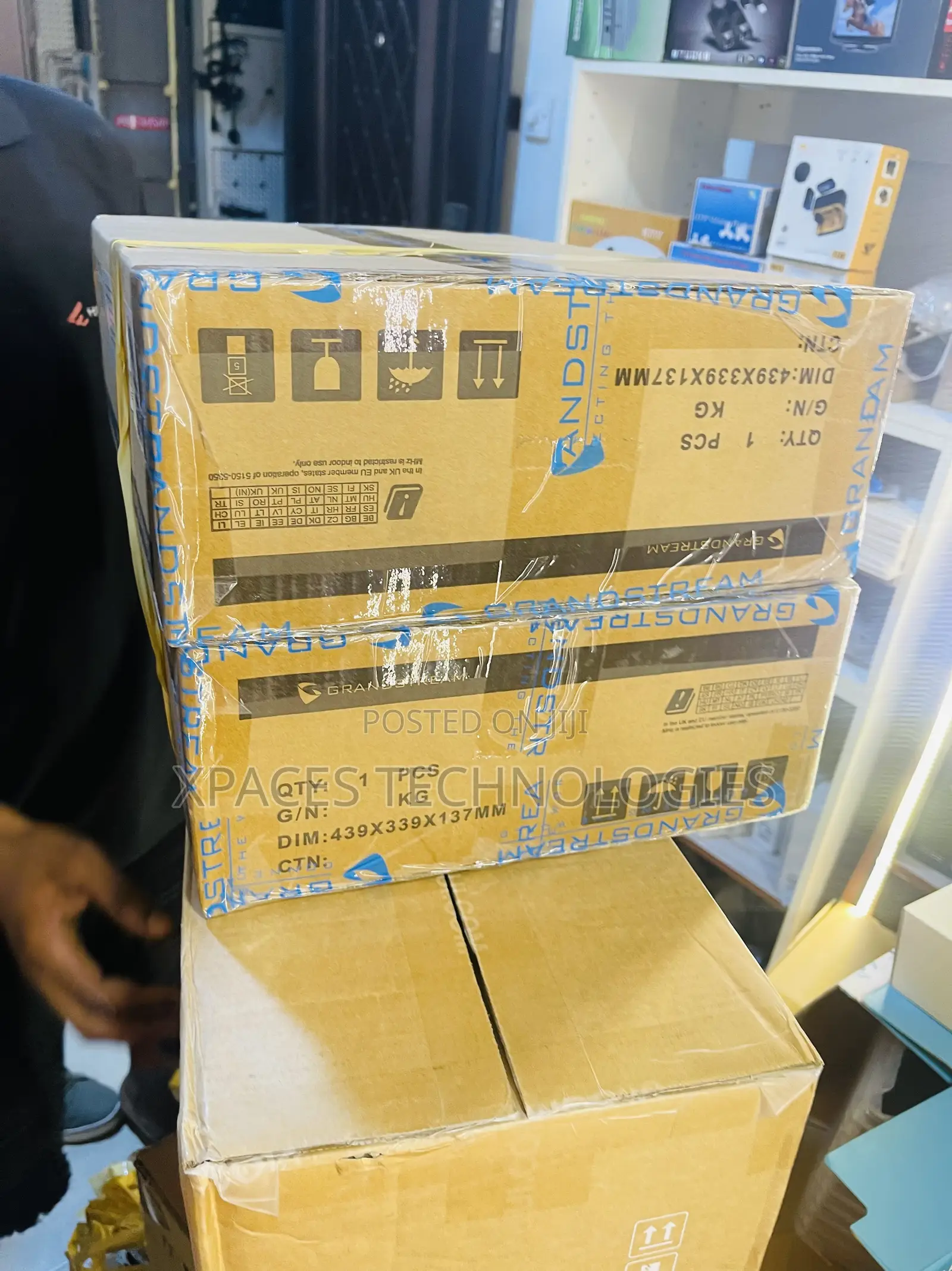 Grandstream GWN7670LR | Outdoor Long Range BE3600 Wi-Fi 7 Access Point