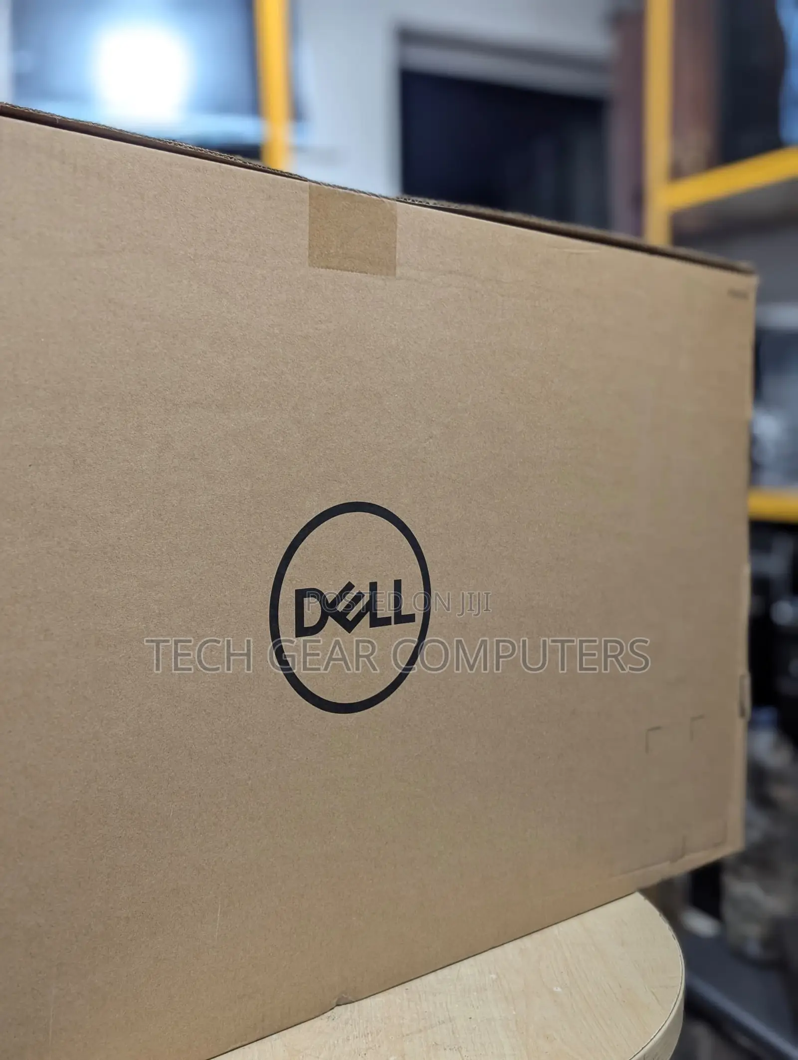 Dell P3223QE USB Type-C Hub Monitor, 31.5" IPS Display, 4K UHD
