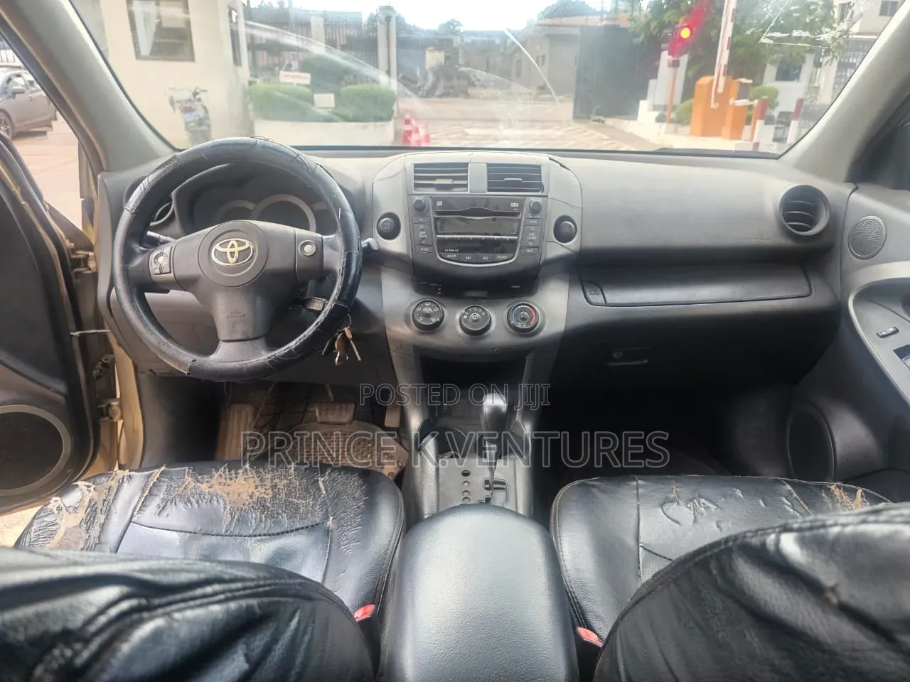 Toyota RAV4 2.5 2010 Beige