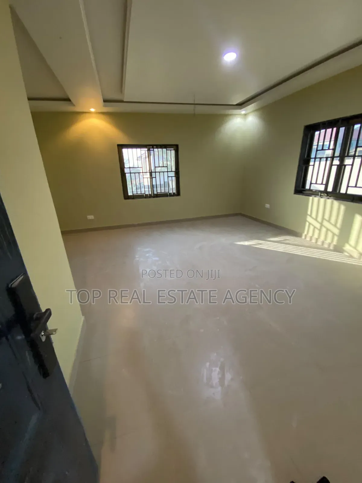 2bdrm Apartment in Kwabenya Estate, Ga East Municipal for rent