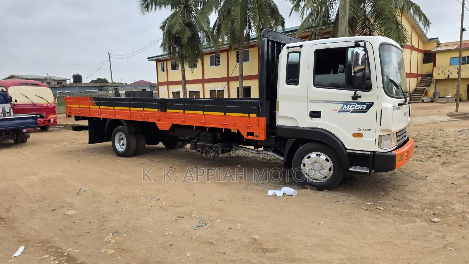 Hyundia 5Ton 8 Hos Full Air