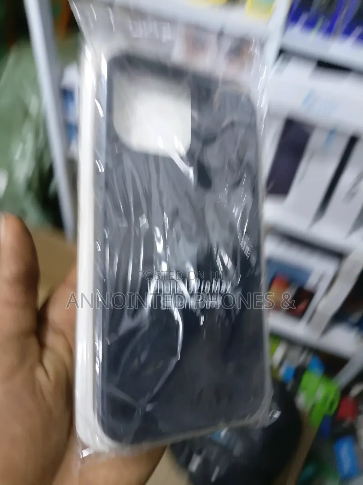 iPhone 13 Pro Max Pouch