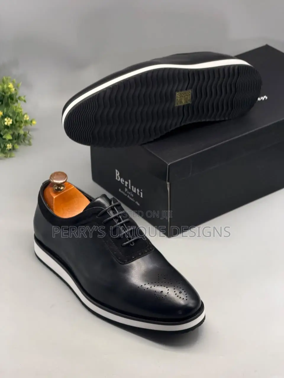 Smart-Casual Men's Dress Sneakers – Black Leather & Suede