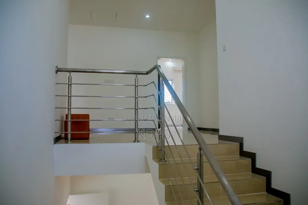 Furnished 4bdrm House in Alphabet City, Sakumono for rent