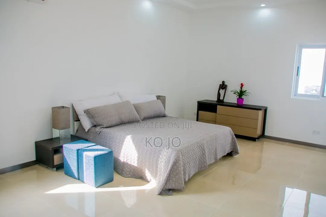 Furnished 4bdrm House in Alphabet City, Sakumono for rent