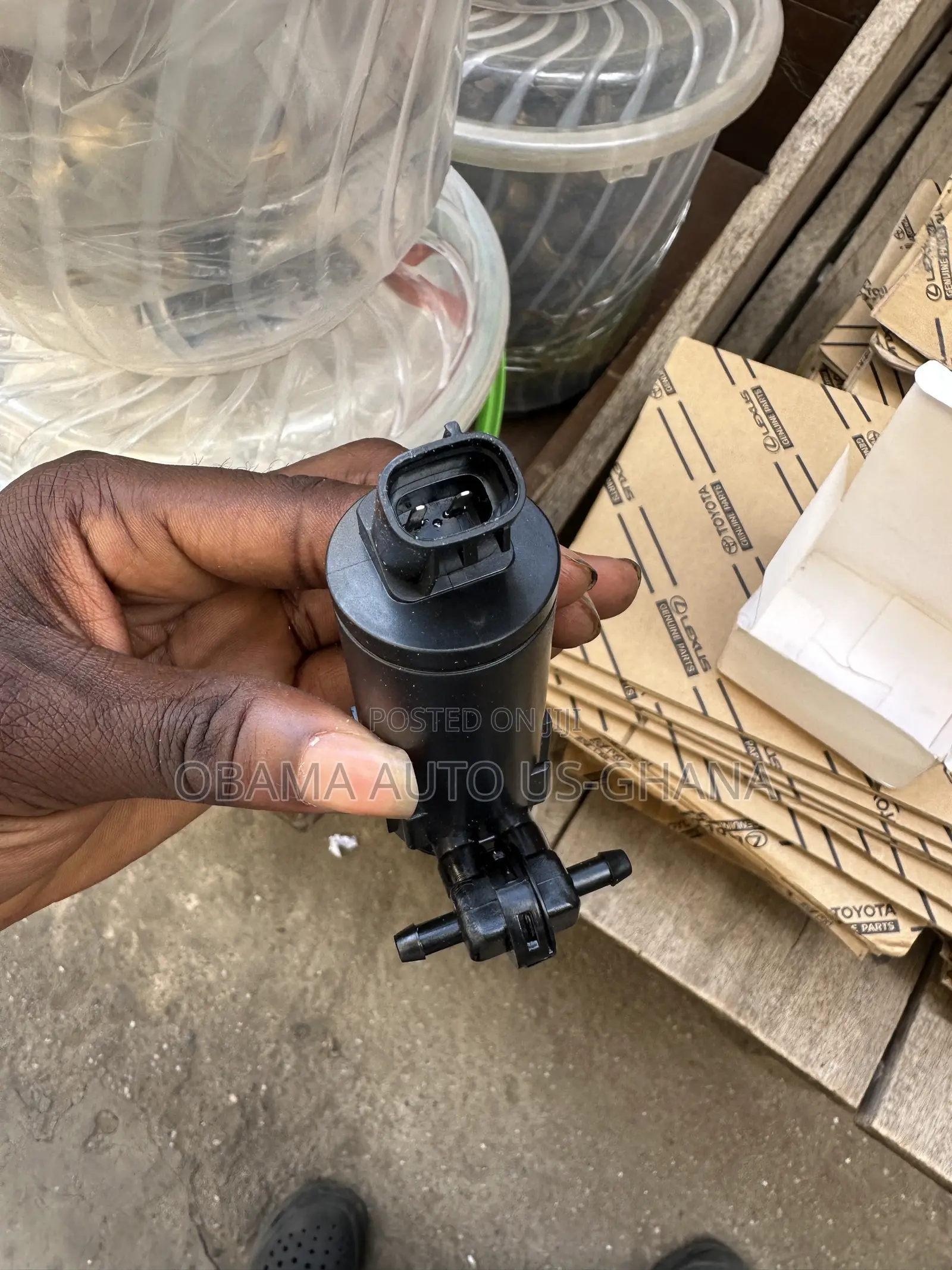 Honda CRV Wiper Wash /Water Tank Motor 2017 2018 2019 2020 2021 2022