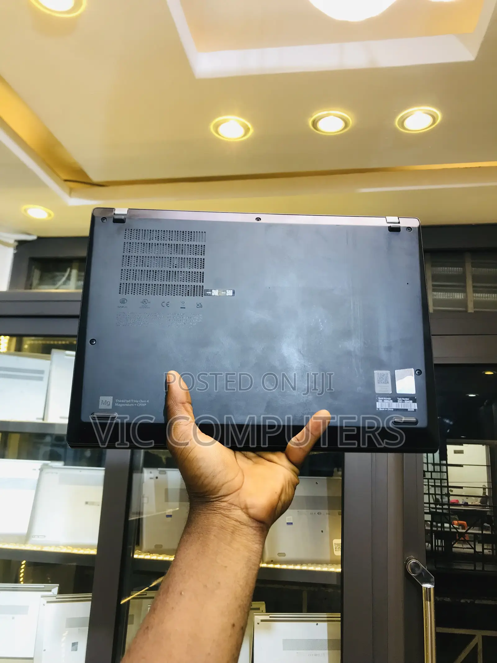 Laptop Lenovo ThinkPad T14s G4 16GB Intel Core i5 SSD 256GB