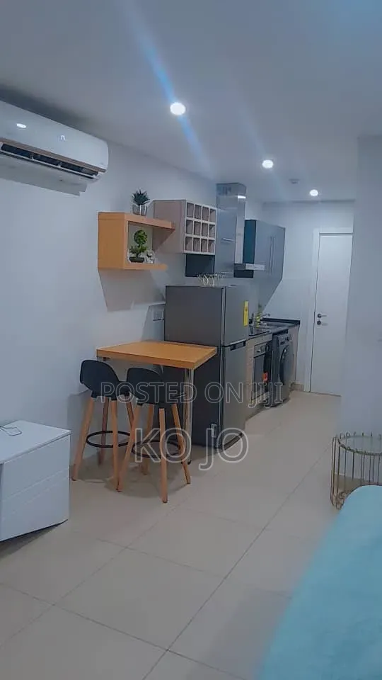Furnished 1bdrm Apartment in Riviera, Boundary Road Area for rent