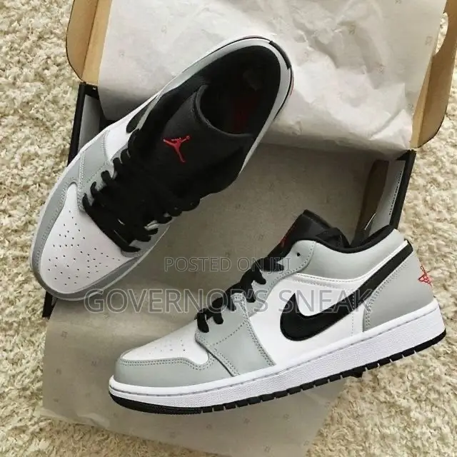 Air Jordan 1 Low