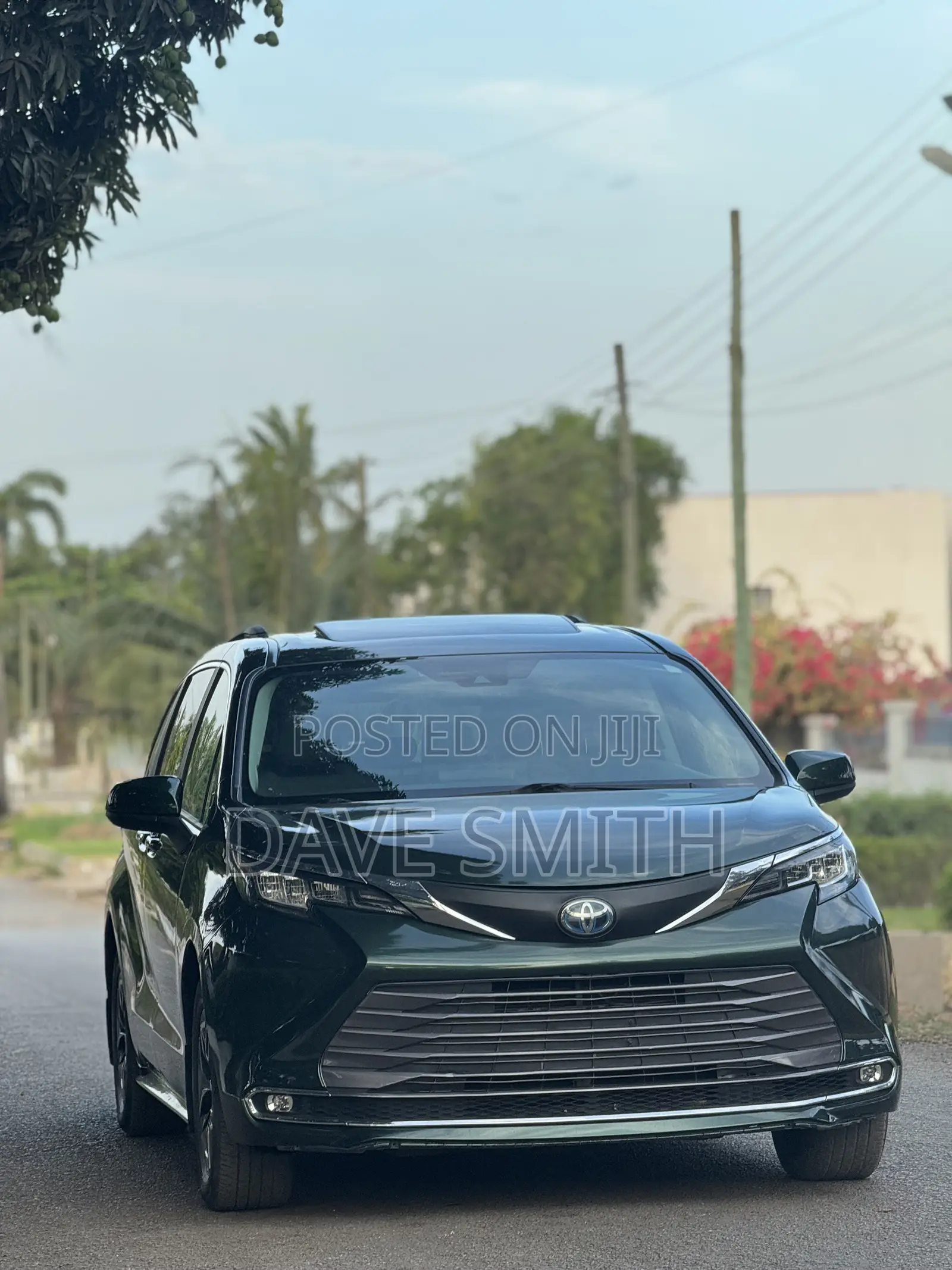 Toyota Sienna Limited 7-Passenger AWD 2021 Blue