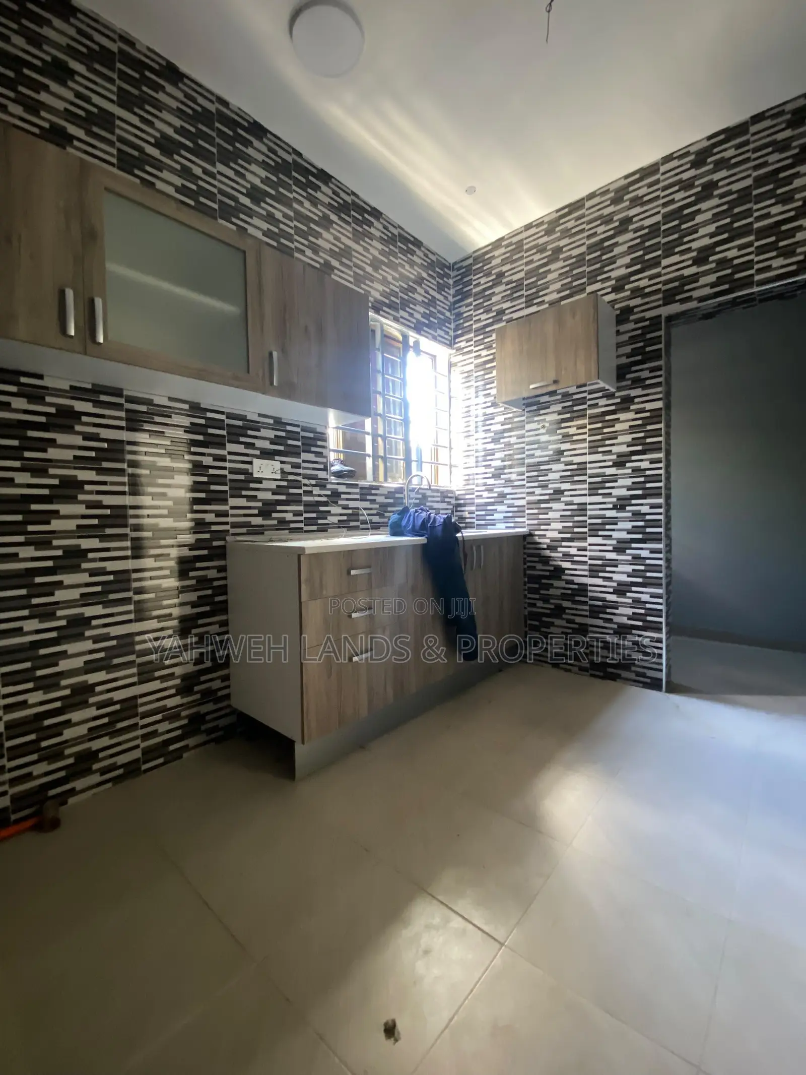4bdrm House in Tempo Gate, Spintex for rent