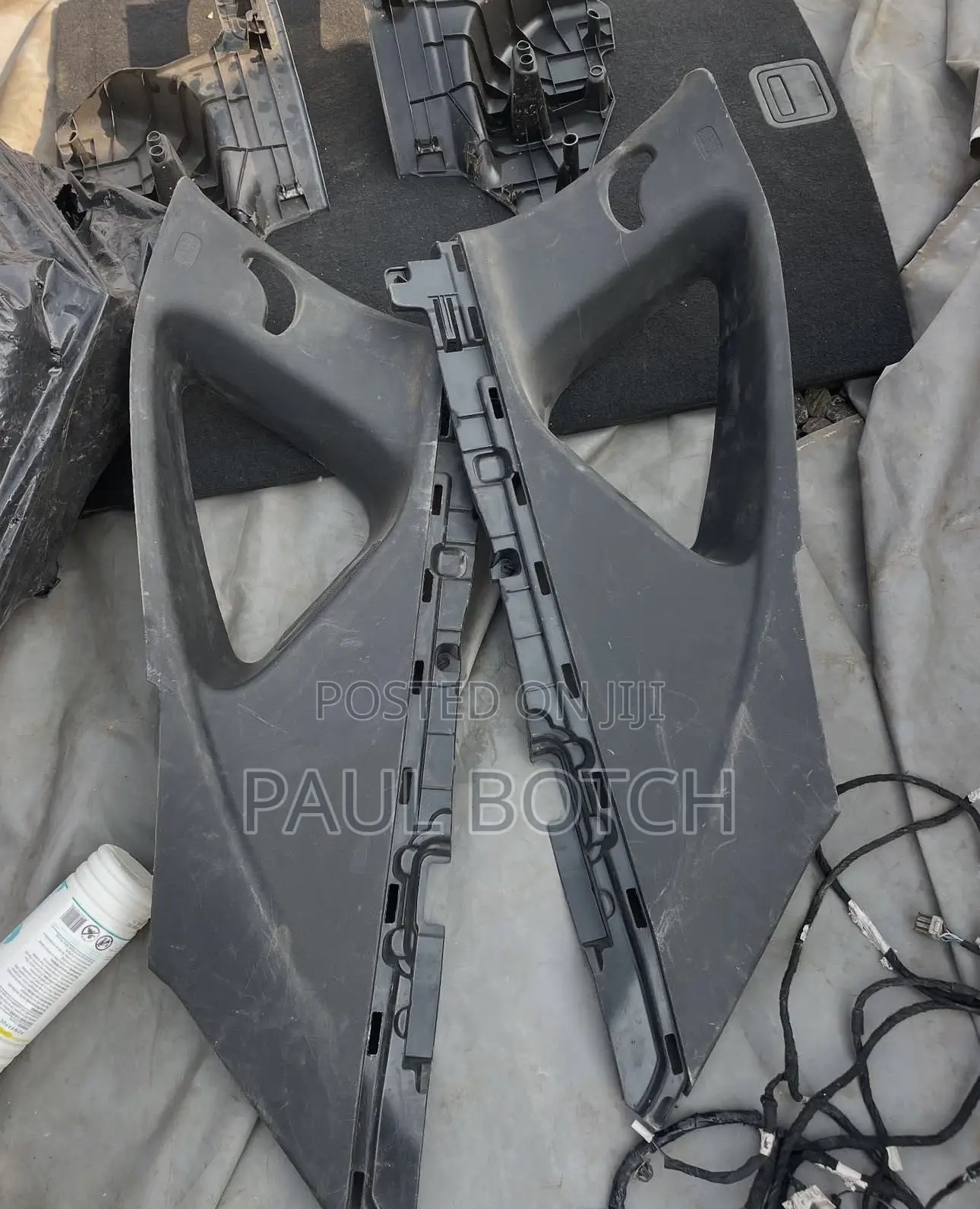 2019,2020,2021,2022,2023,2024 Acura RDX Upper Quarter Trim Panels