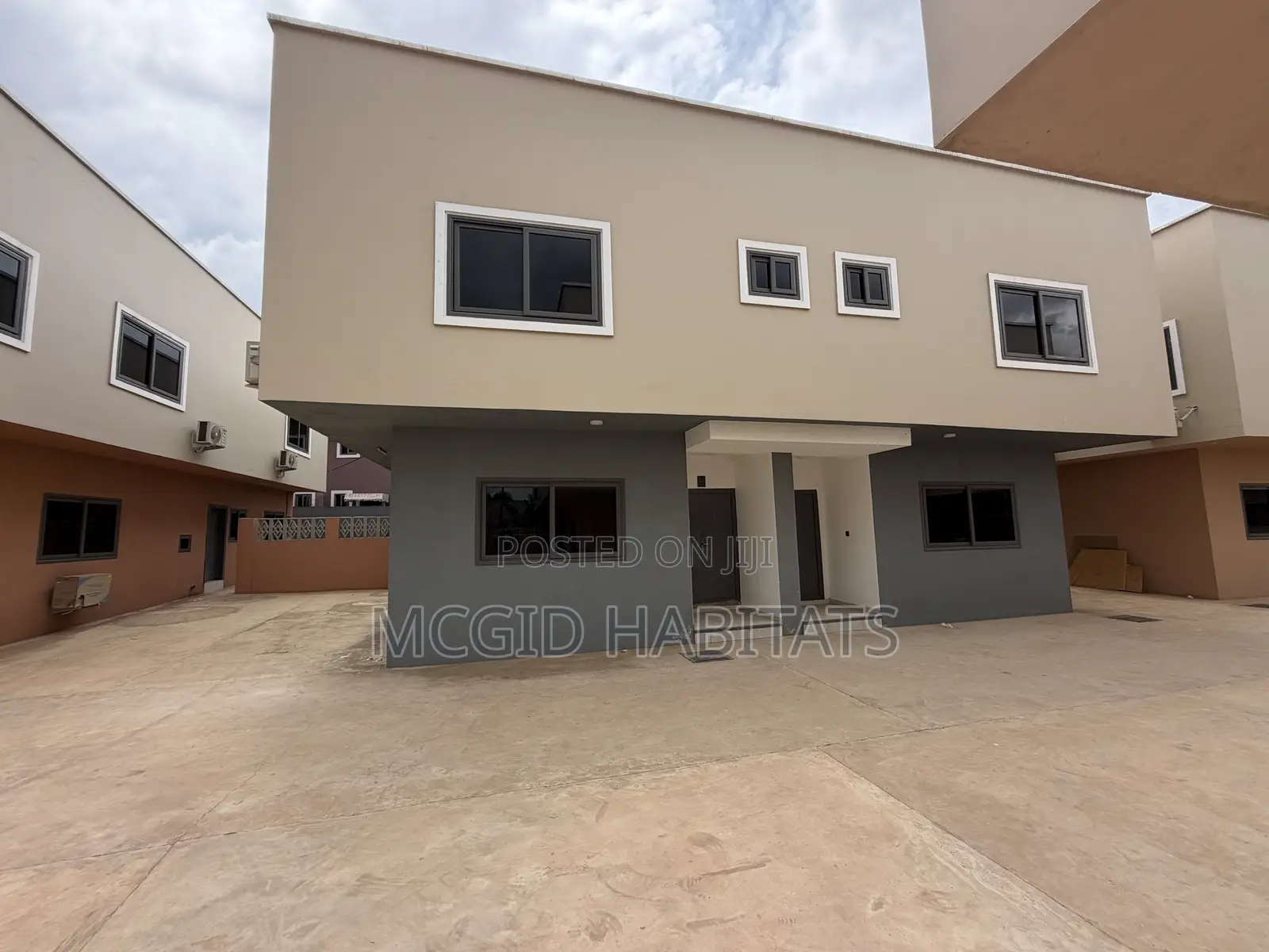 3bdrm Townhouse / Terrace in Adenta for rent