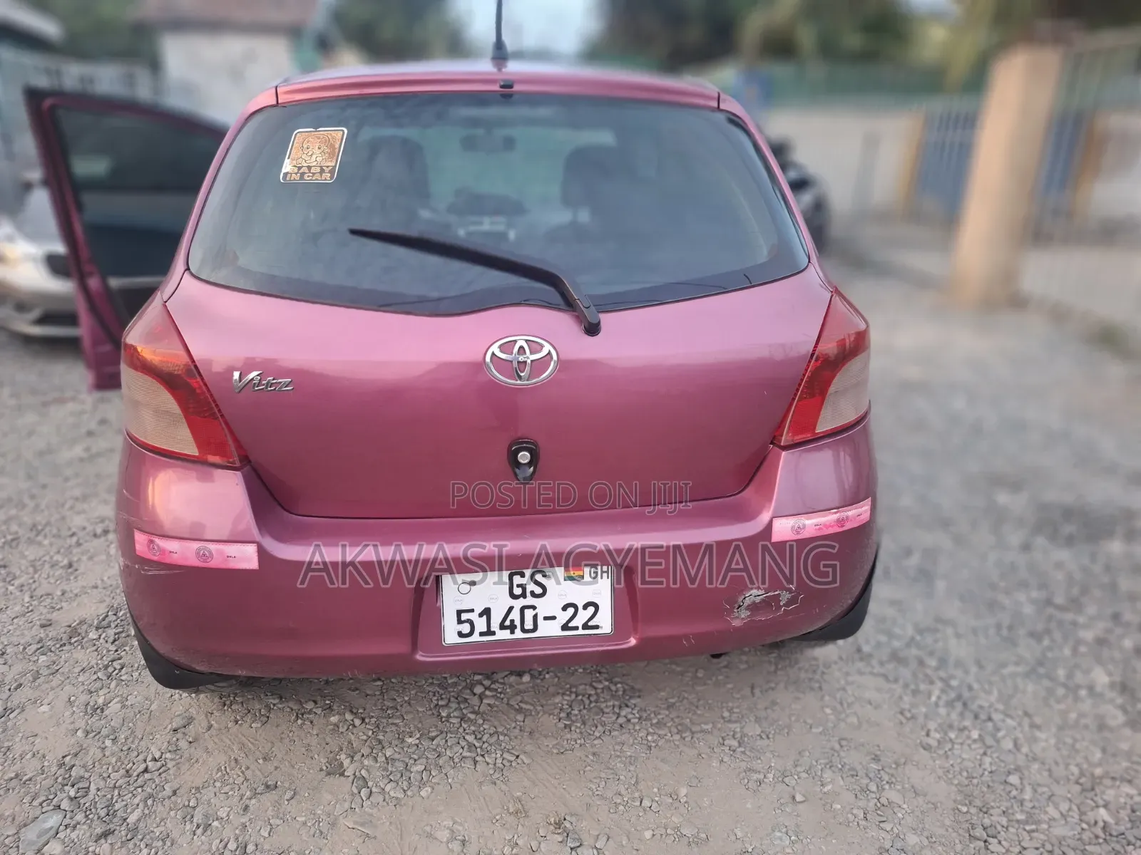 Toyota Vitz 1.0 FWD 5dr 2009 Ivory