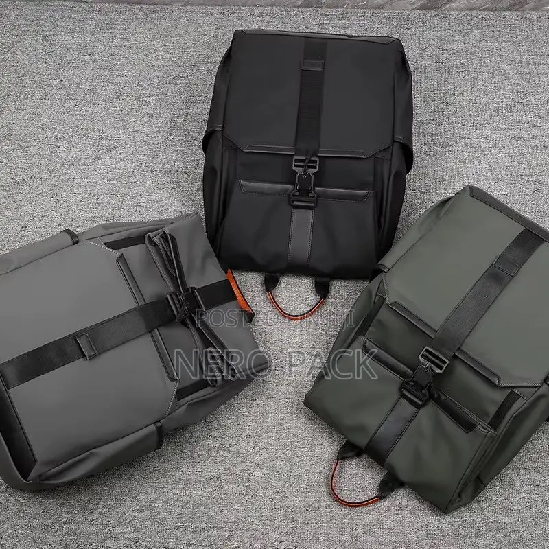 Men’s Large Capacity Waterproof Casual Travel Backpack