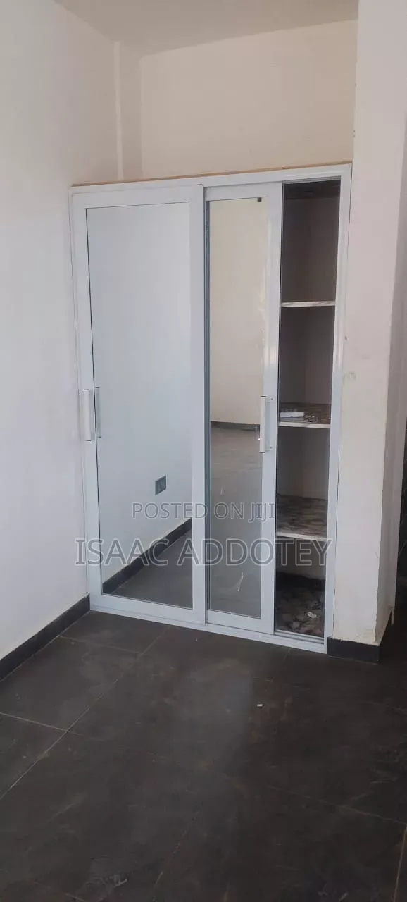 3bdrm Apartment in Lashibi Transforma, Baatsona Total for rent