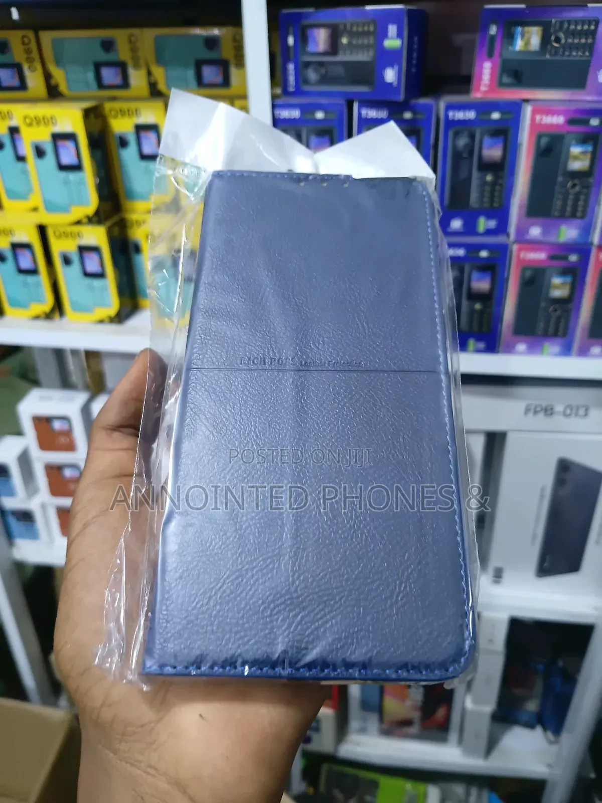 Flip Pouch