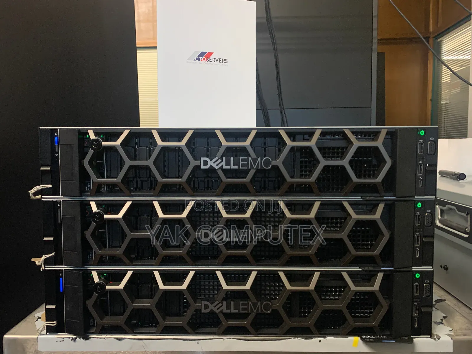 New Server Dell PowerEdge R740 64GB Intel Xeon HDD 4T
