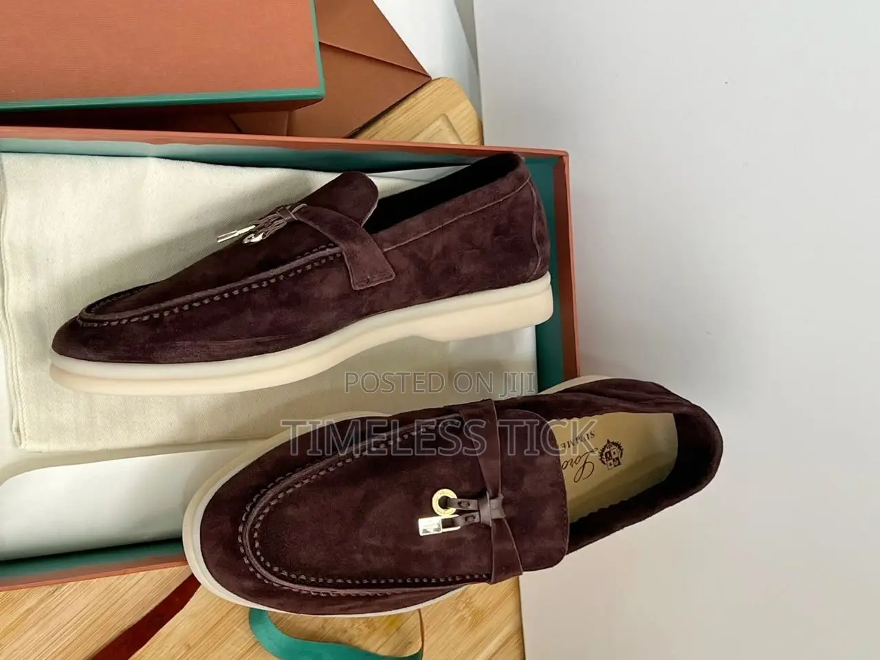 Men Solid Shoe