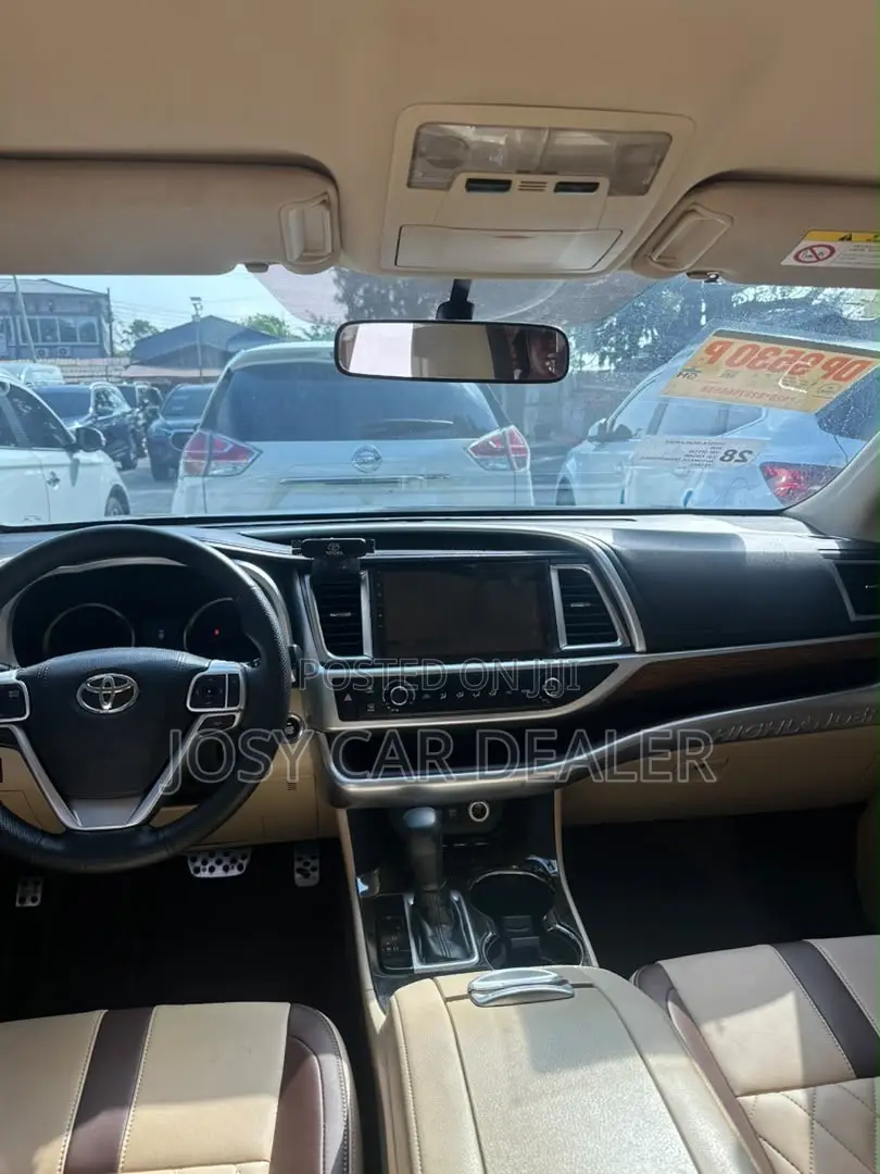 Toyota Highlander XLE FWD 2020 Black