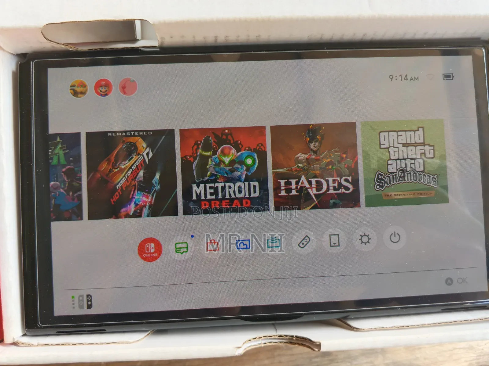 Jailbroken Switch OLED With 10 Games