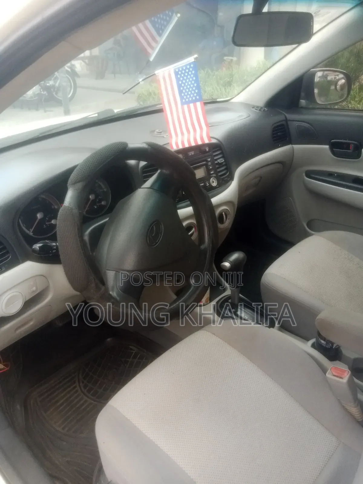 Hyundai Accent 2010 White