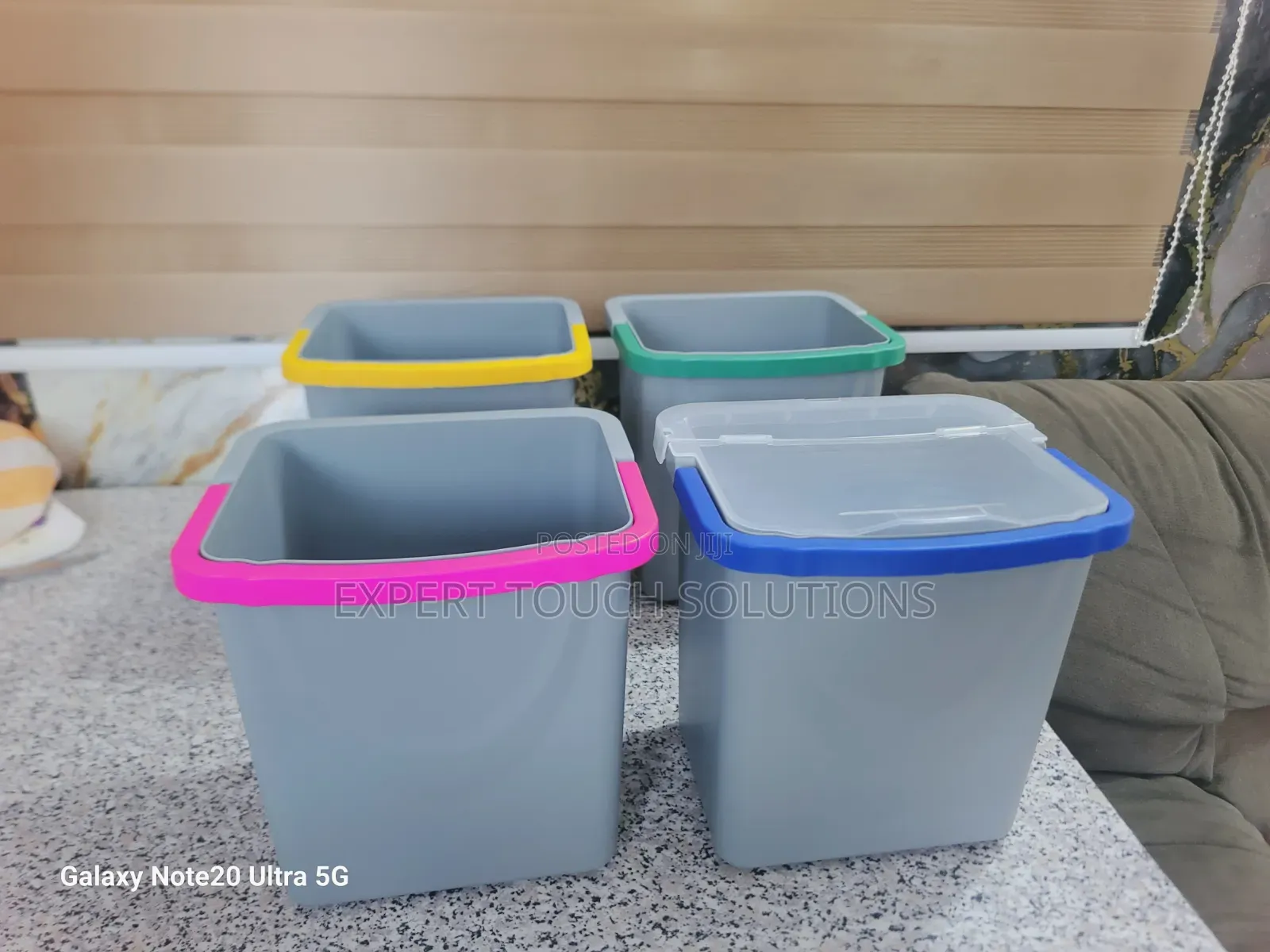 Bucket With Cover
