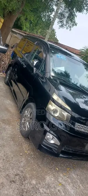 Toyota Voxy 2012 Black