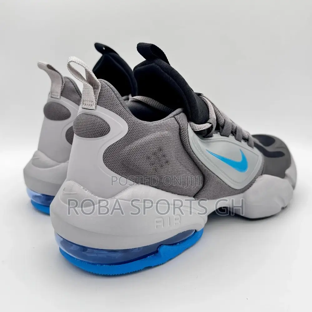 Nike Air Max Alpha Savage Sneakers