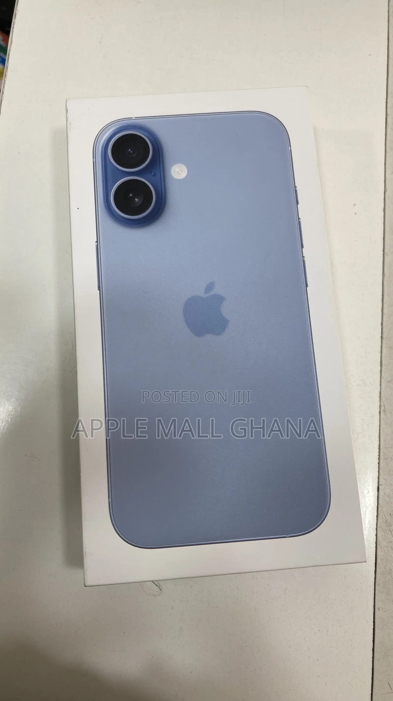 New Apple iPhone 17 256 GB Blue